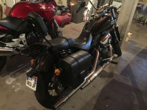 Sacoche Myleatherbikes Harley Dyna Street Bob_107